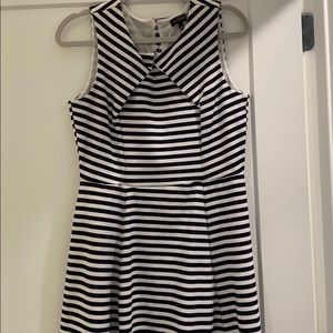 Business professional dress- navy and white